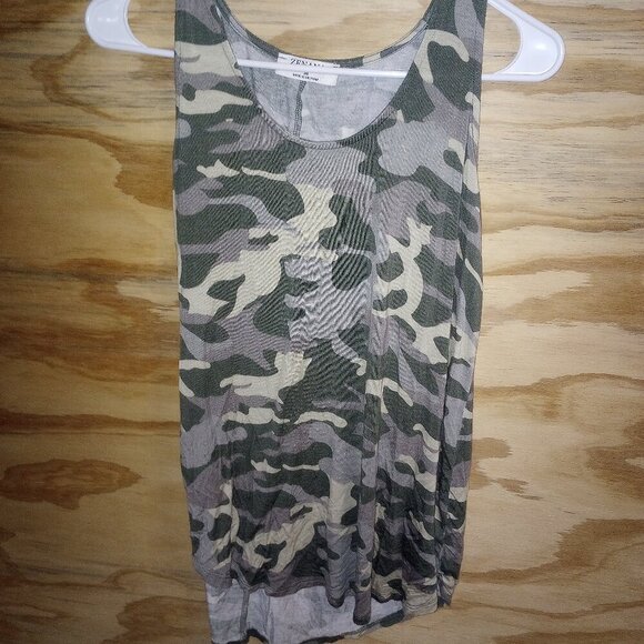 Zenana Camo Tank Medium - Picture 1 of 1